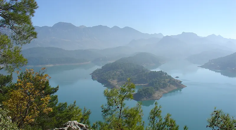Karacaören See